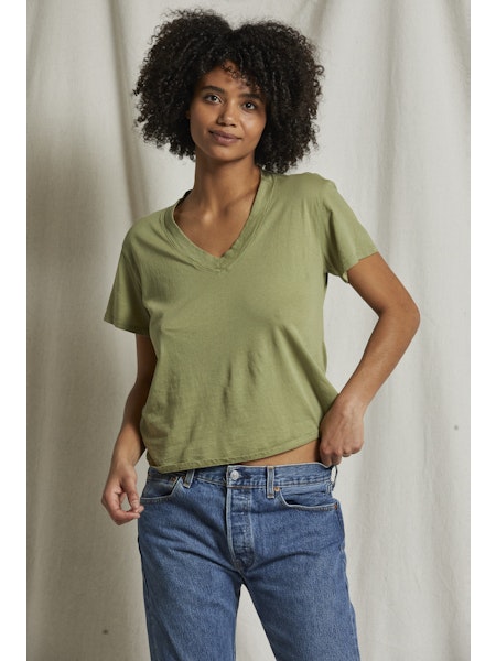 Hendrix Boxy V Neck Tee