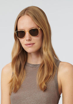 Olivier - Champagne + Rue Tortoise