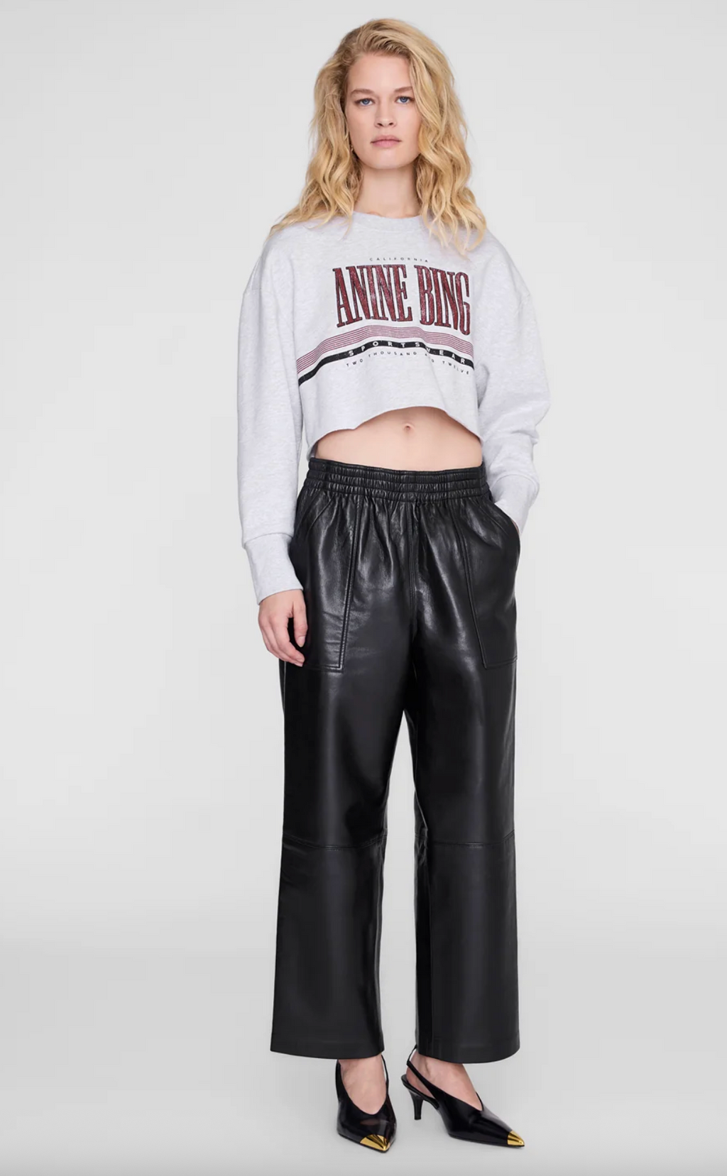 Sporty Crop Sweatshirt