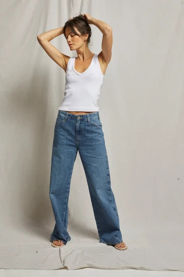 Blondie V-Neck