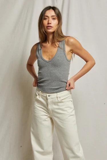 Blondie V-Neck